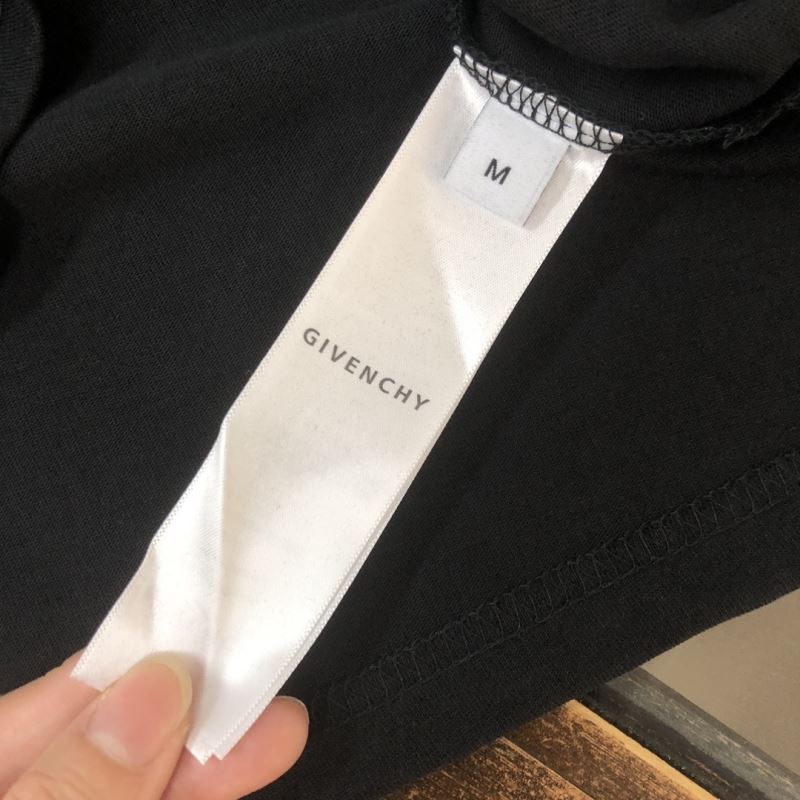 Givenchy T-Shirts